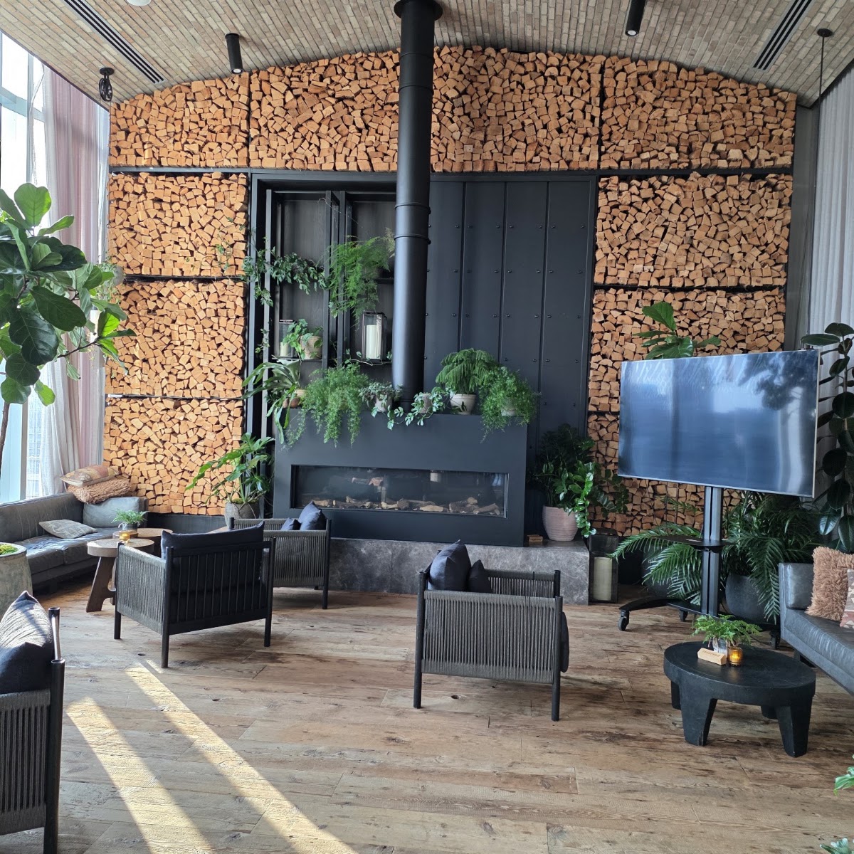 Harriet's Rooftop — photo 4