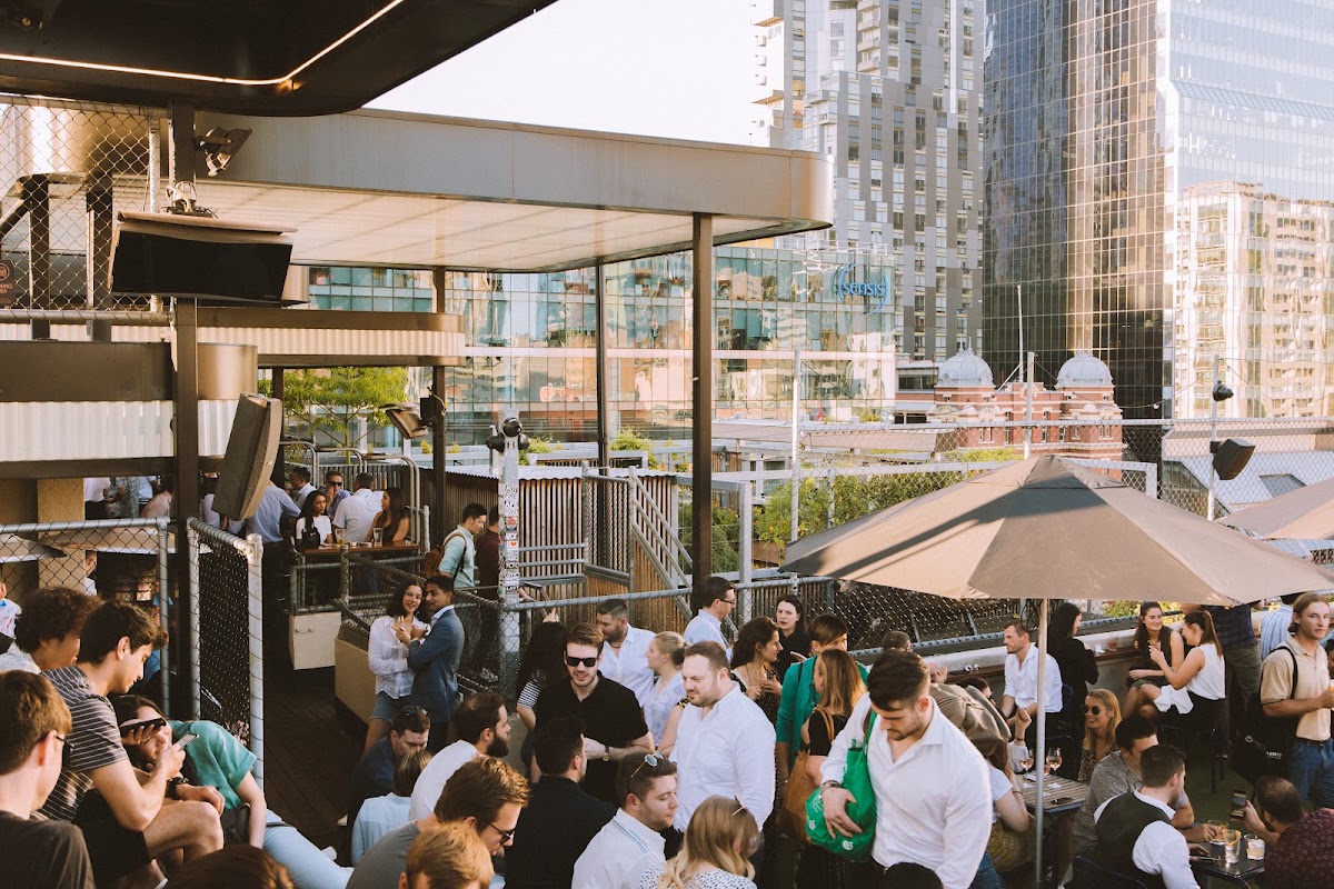 Curtin House Rooftop Bar — photo 4