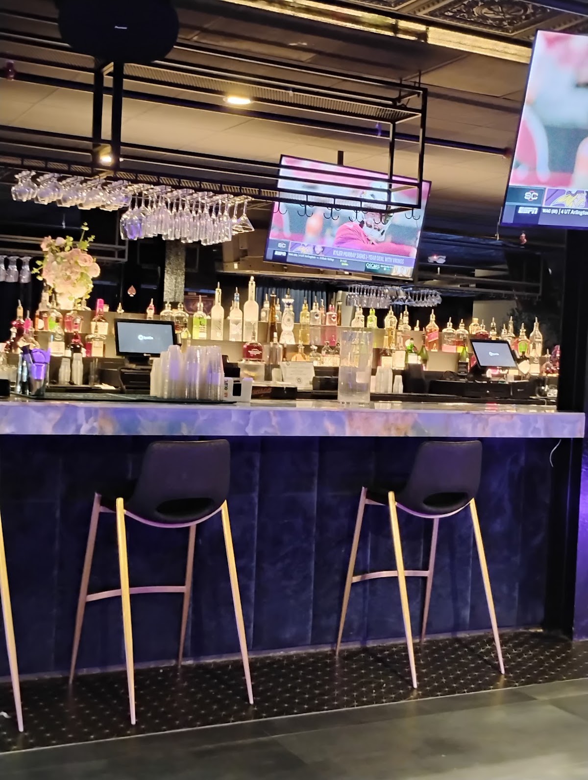 Privilege Rooftop & Lounge — photo 4