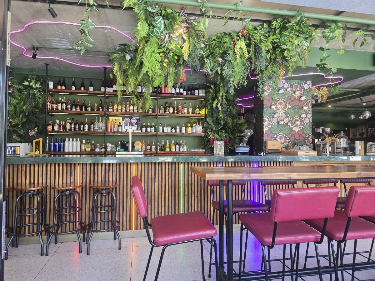 Honey & Dora Rooftop — photo 4