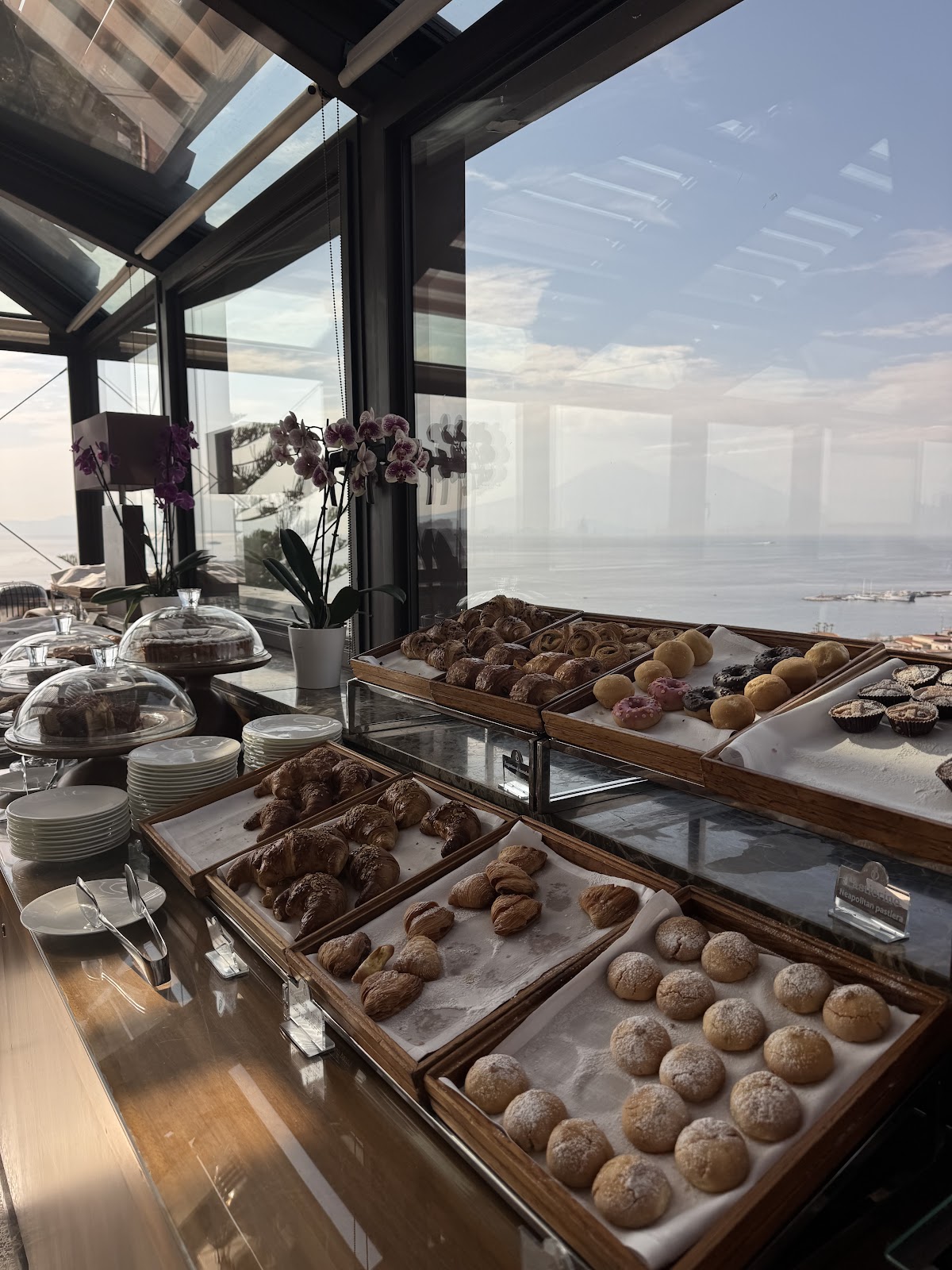 The NIQ Bar — photo 4