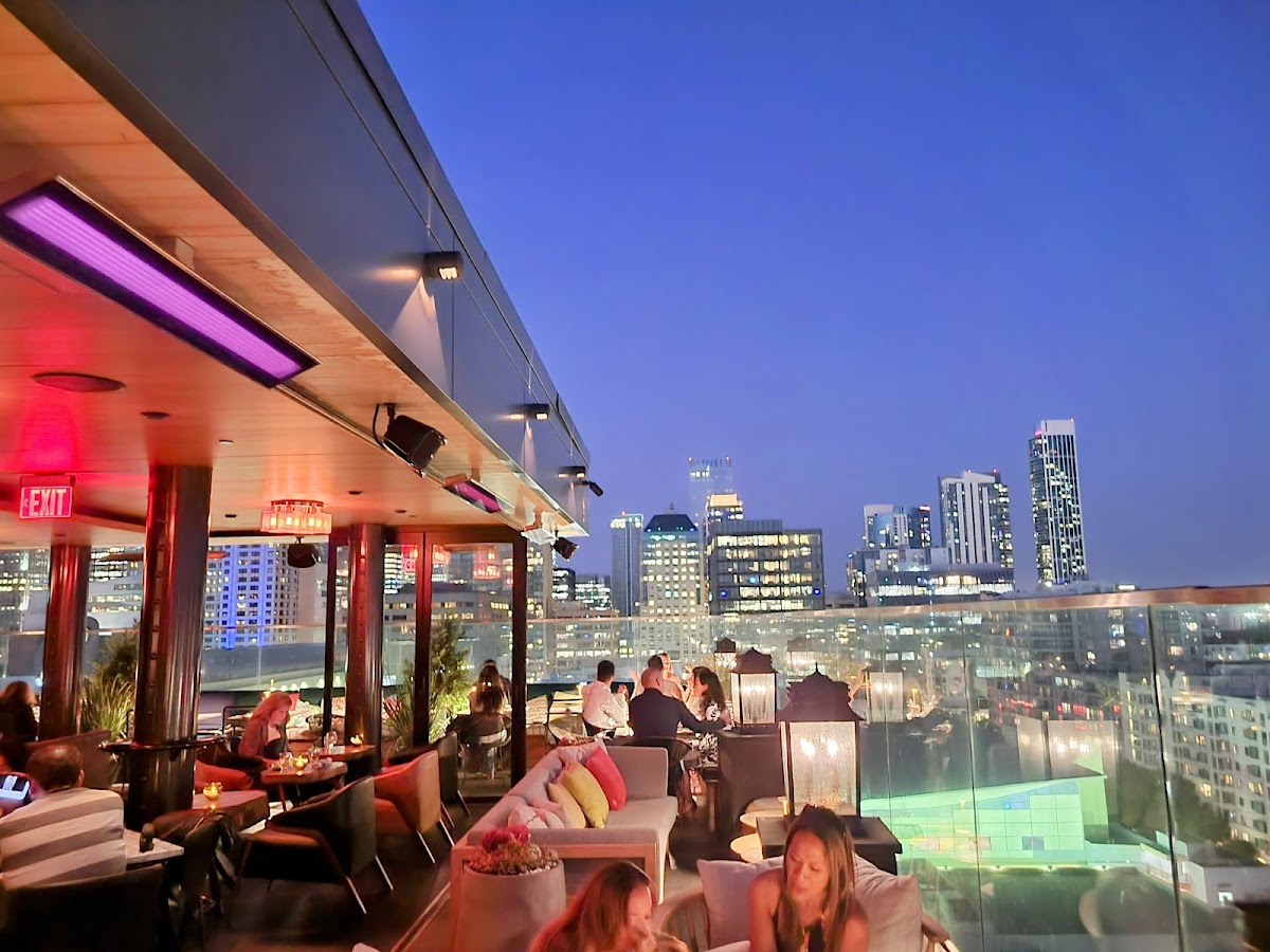 Shelby’s Rooftop — photo 4