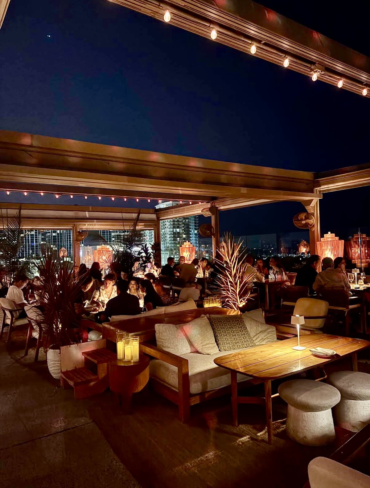 Level 6 Rooftop Restaurant Miami — photo 4