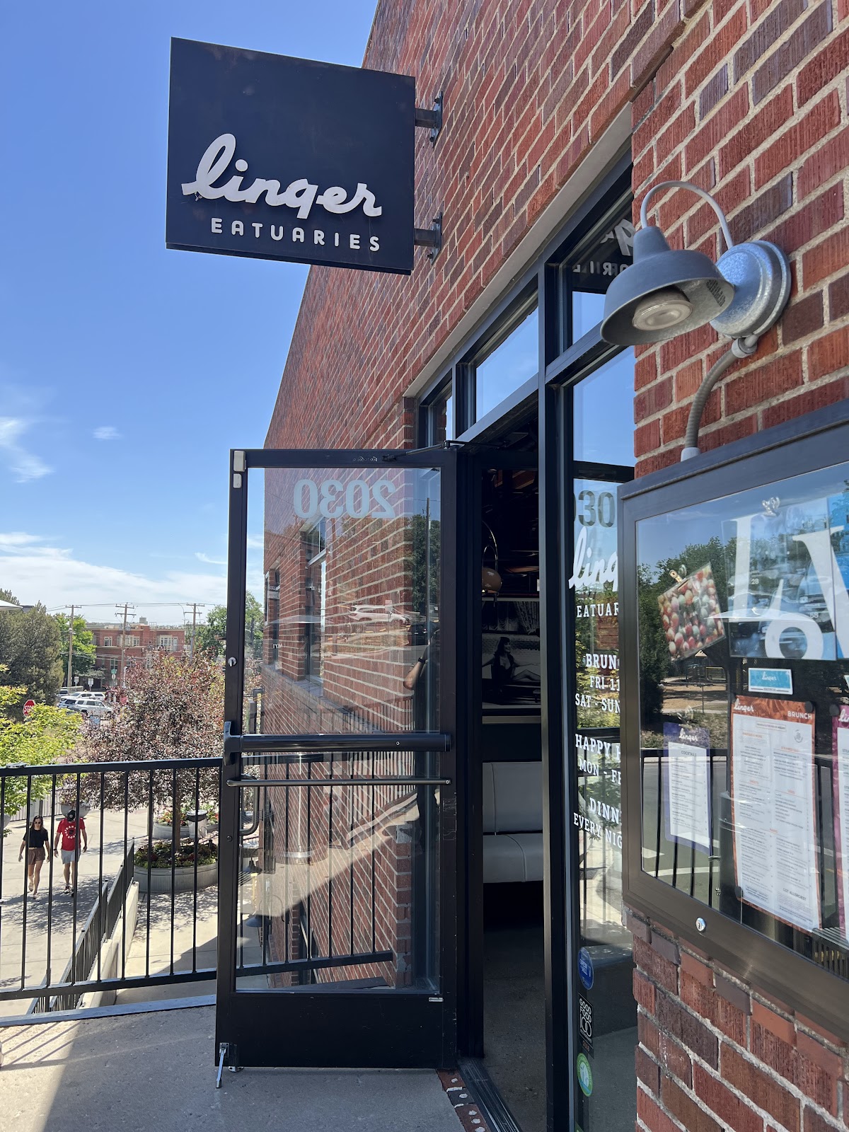 Linger — photo 4