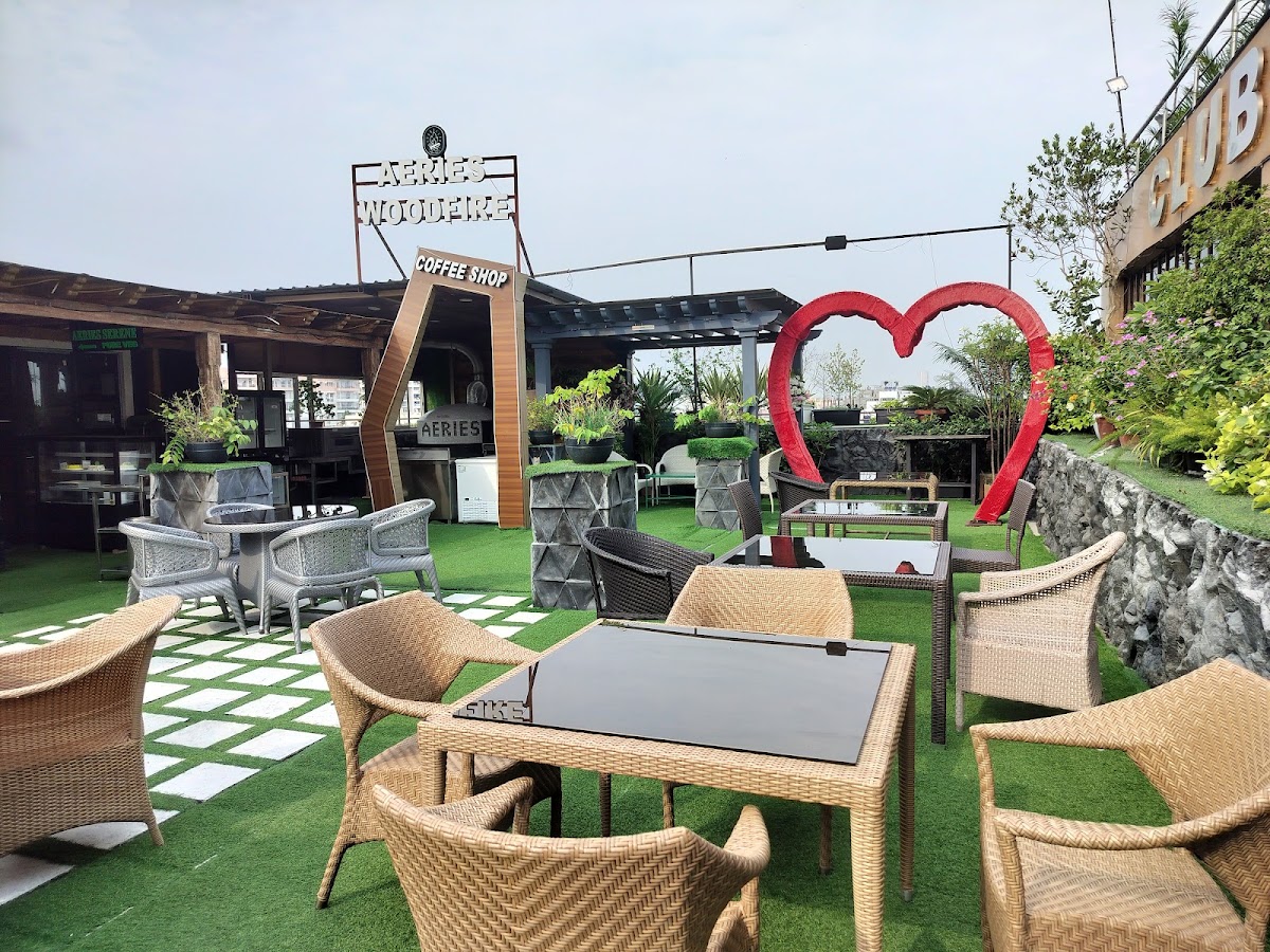 CLUB AERIES - SKYBAR & KITCHEN — photo 5