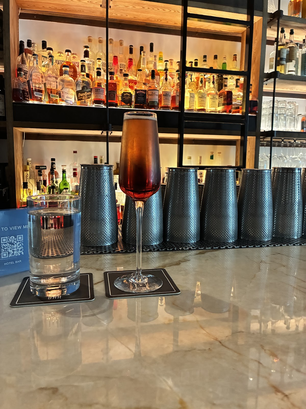 Hotel Bar — photo 5