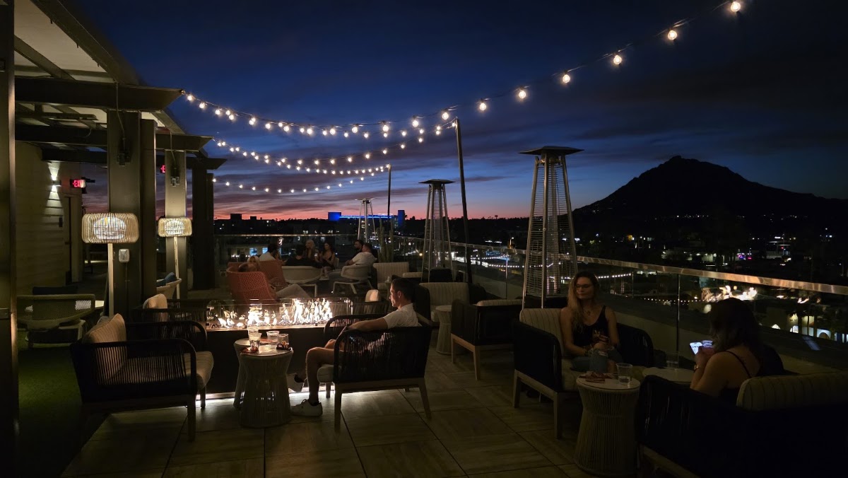 Outrider Rooftop Lounge — photo 5