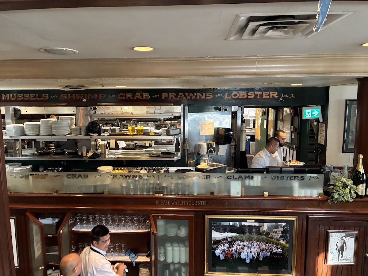 Joe Fortes Seafood & Chop House — photo 5