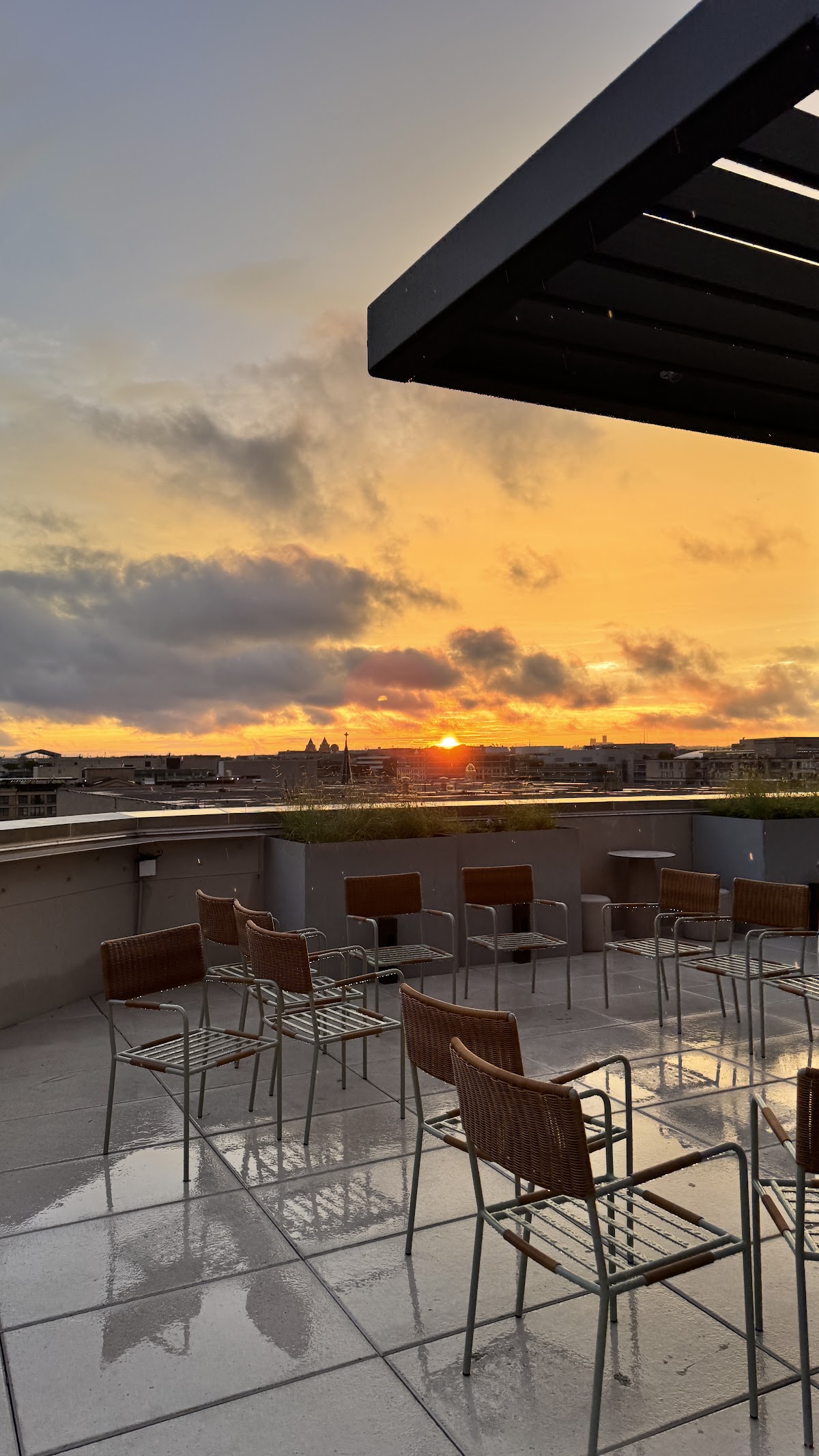 ART DC - Arlo Rooftop Bar — photo 5