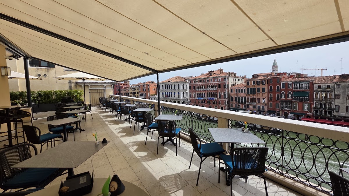 La Terrazza Rooftop Bar at Palazzo Canova — photo 5