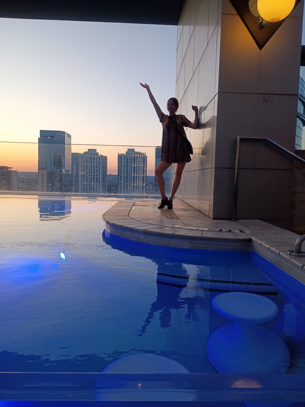 L27 Rooftop Lounge — photo 5