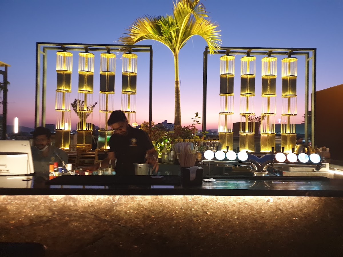 24K Kraft Brewzz | Brewery | Brewpub | Rooftop Restaurant in Balewadi High Street, Pune — photo 5