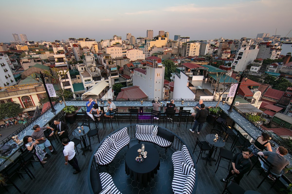 Cloud Sky Bar Hanoi — photo 5