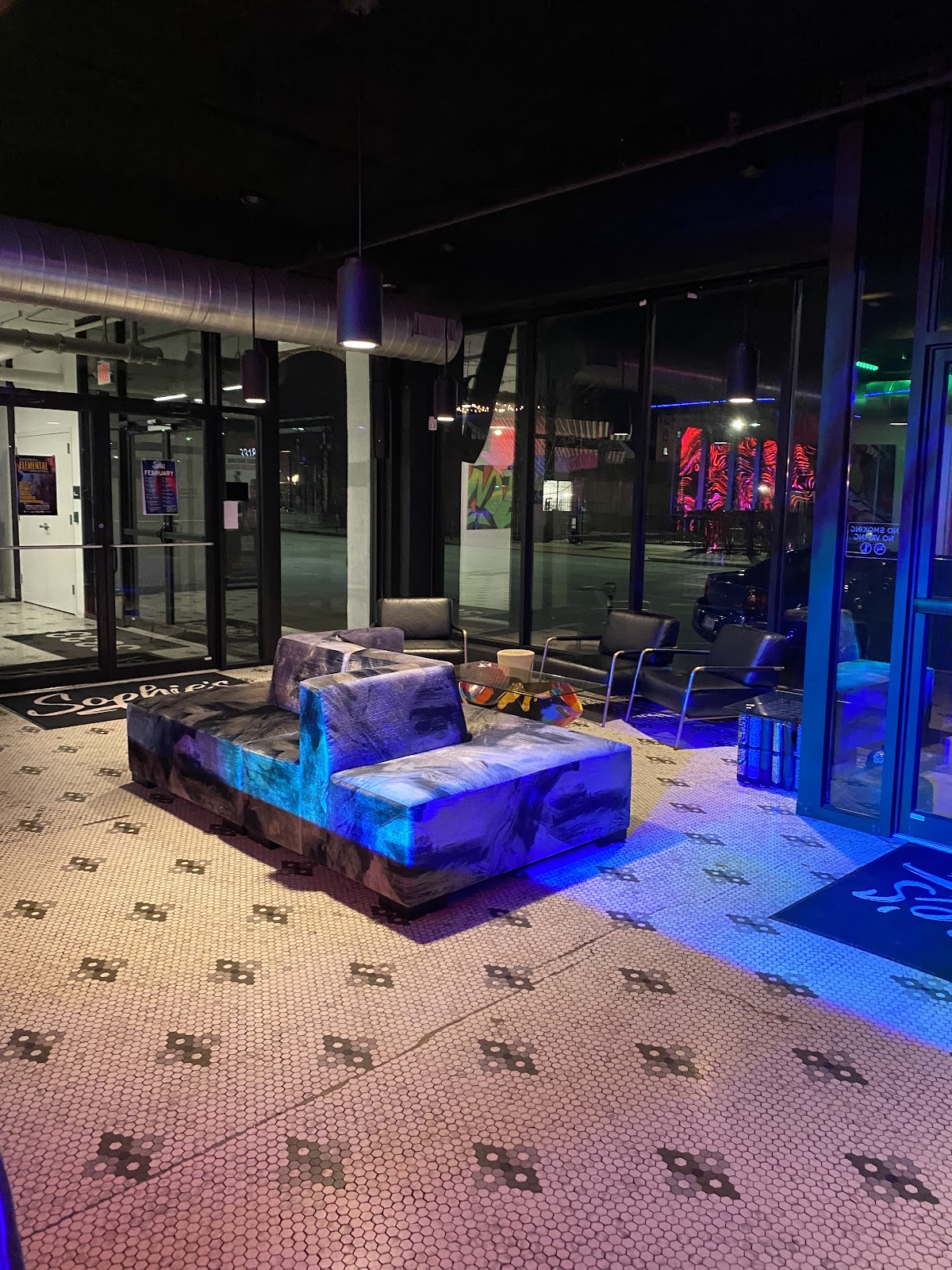 Sophie's Artist Lounge — photo 5