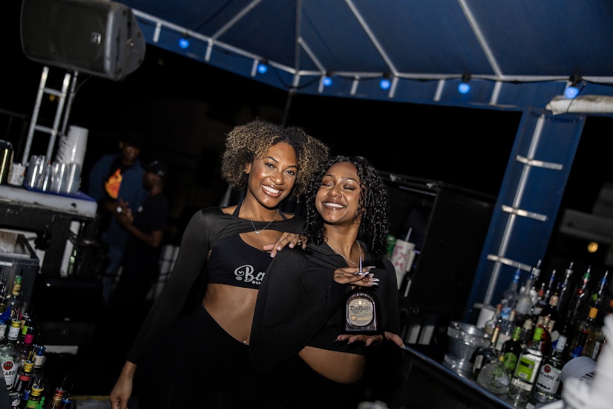 Aero Rooftop Bar & Lounge — photo 5