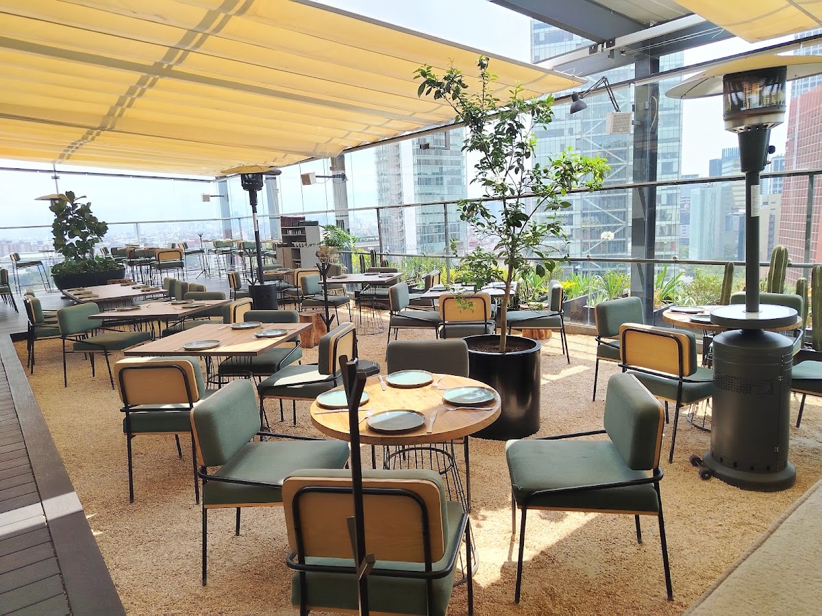 Faunna Rooftop — photo 5