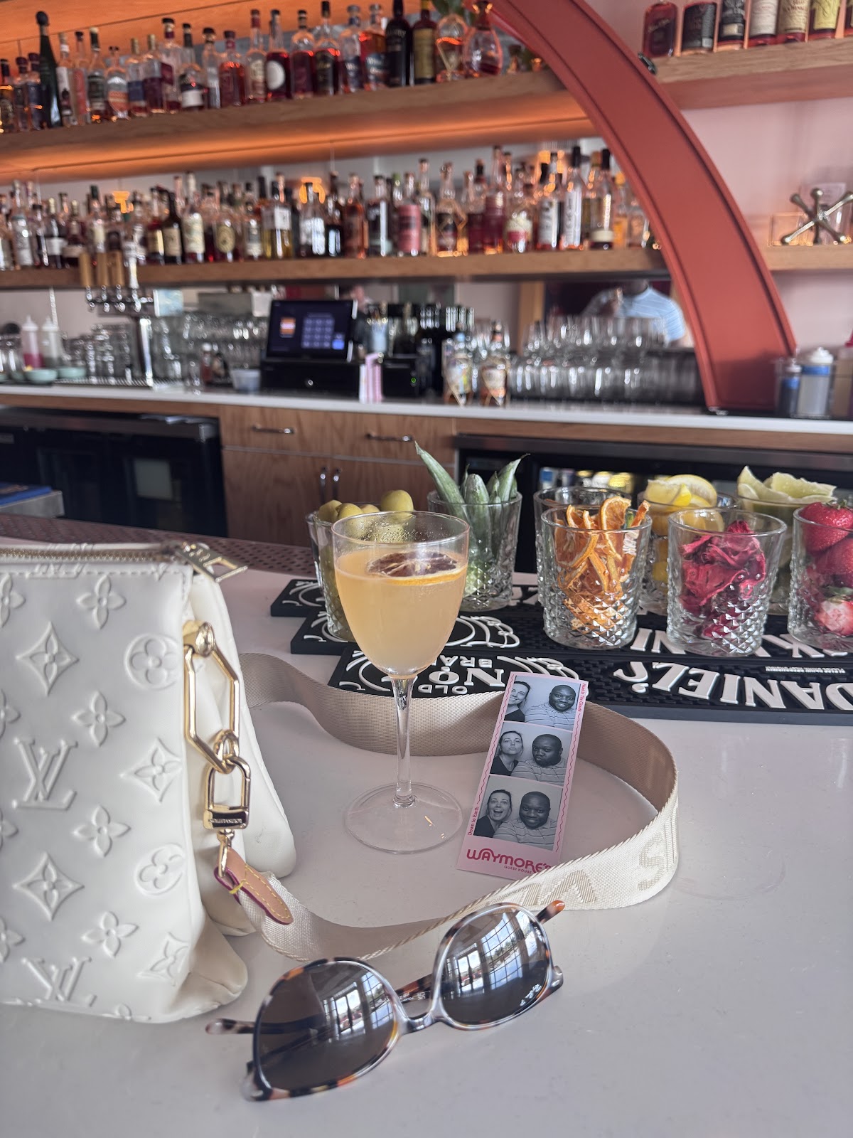 Tall Tales Rooftop Bar — photo 5