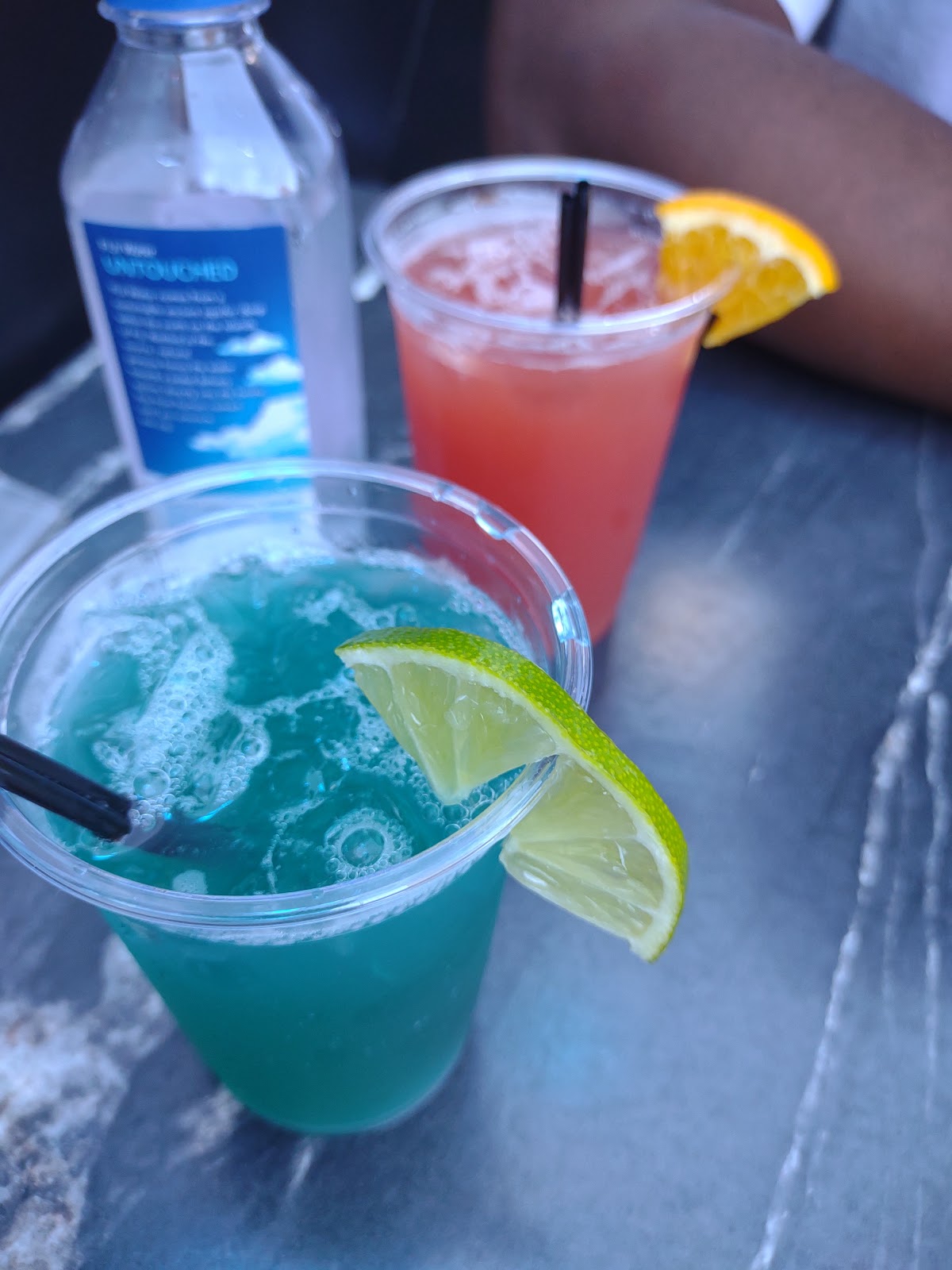 Vango Lounge and Skybar — photo 5