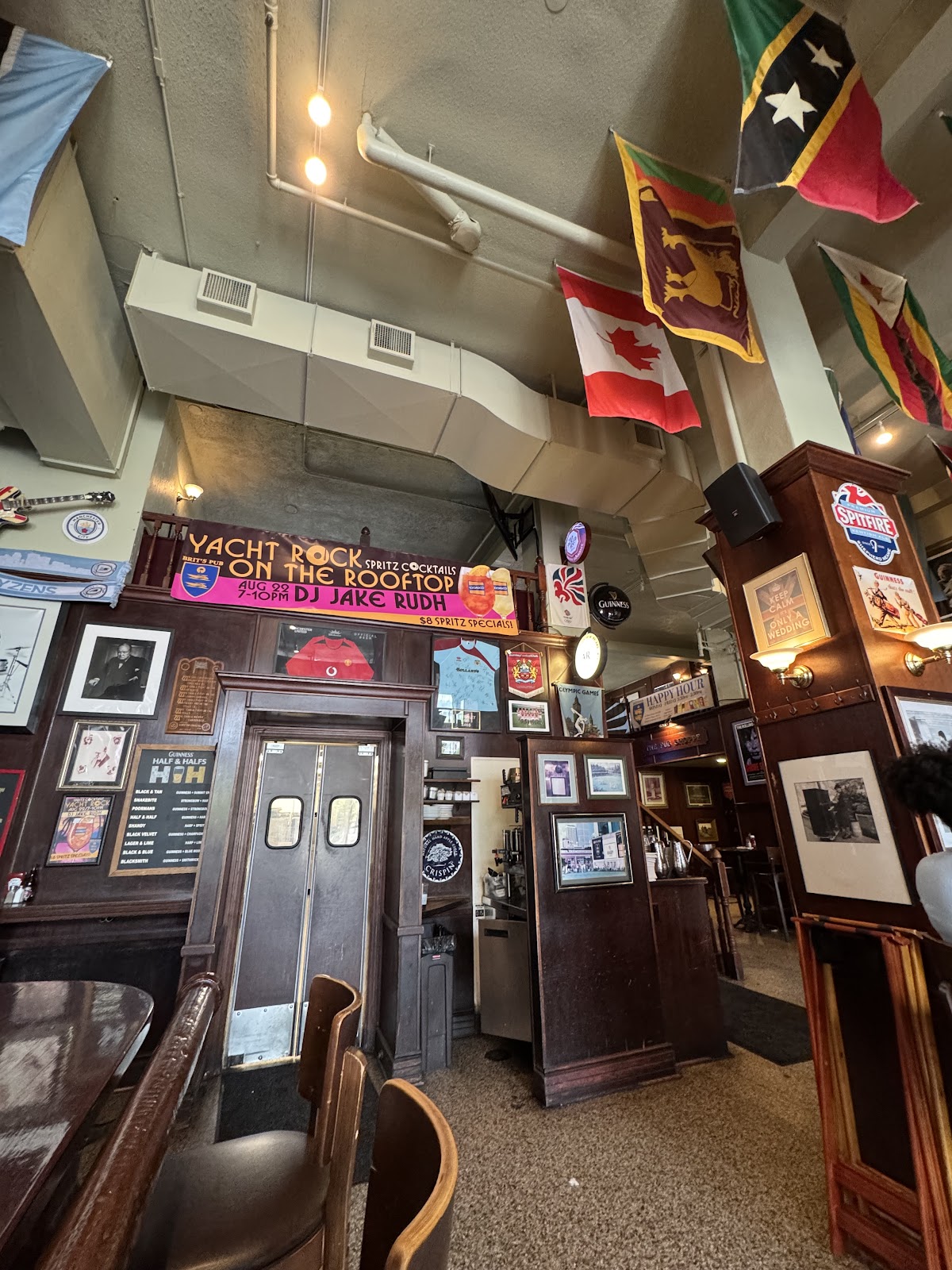 Brit's Pub — photo 5