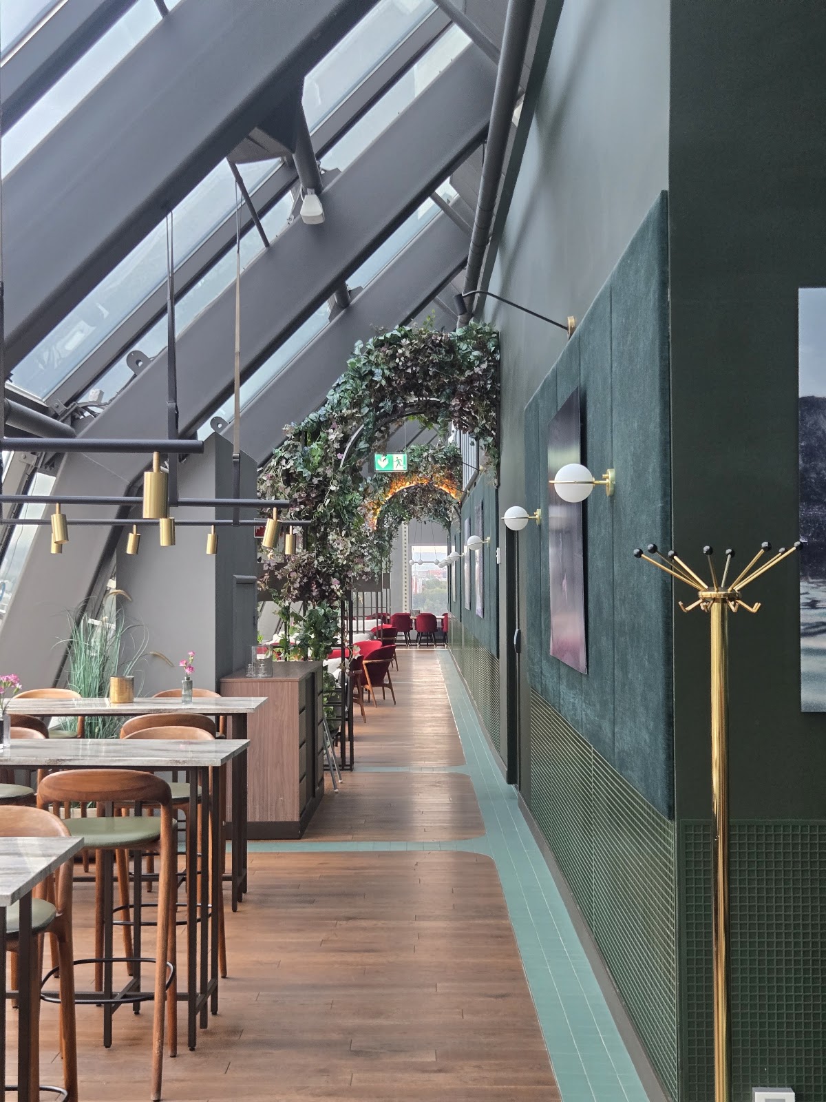 The Top Restaurant, Bar & Terrace — photo 5