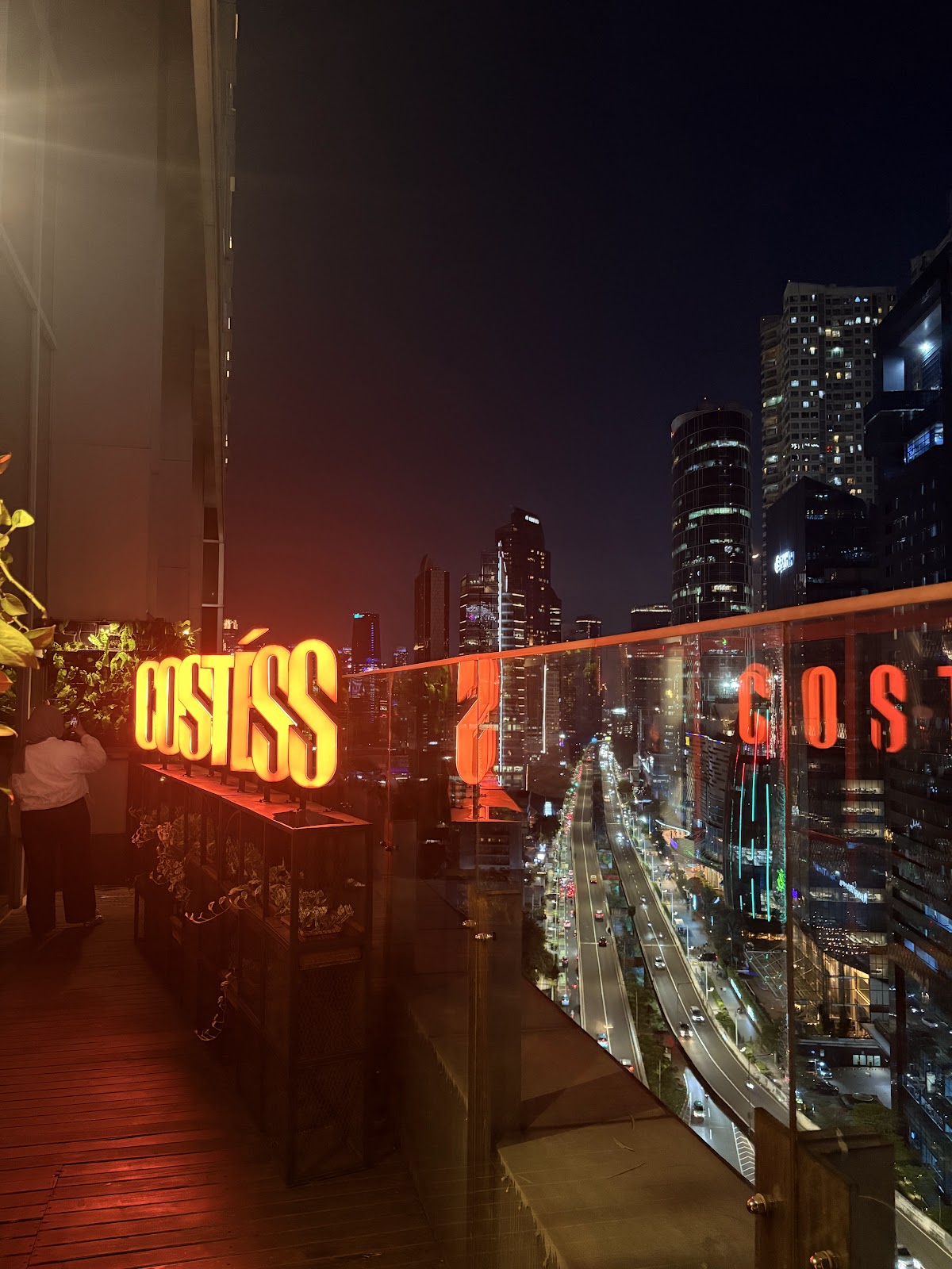 COSTESS Cafe & Bar — photo 6