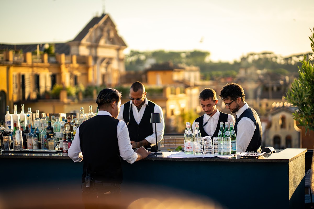 The Vista Rooftop Roma | Pantheon Terrace Bar & Restaurant — photo 6
