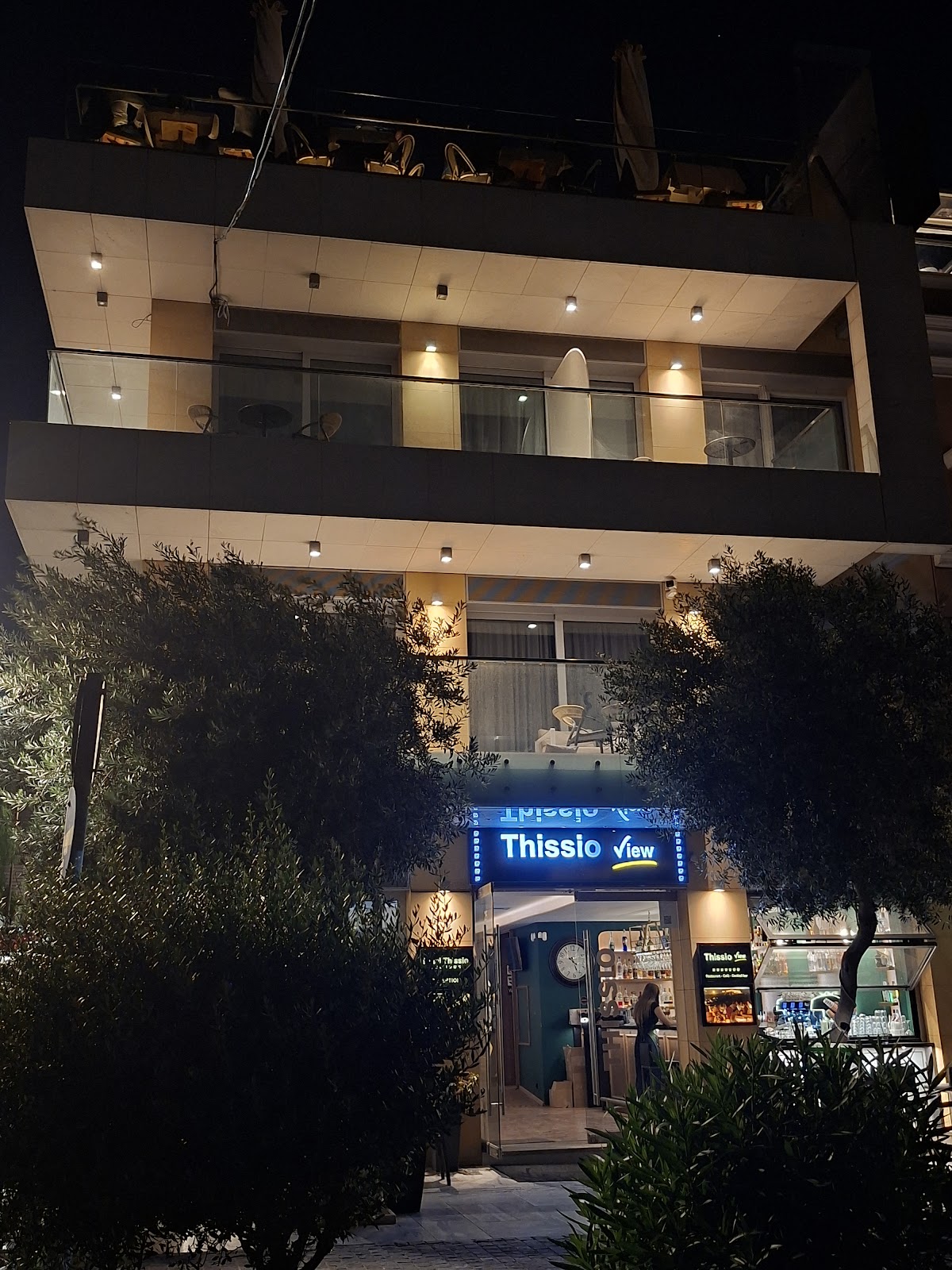 THISSIO VIEW - Rooftop Restaurant & Bar — photo 6