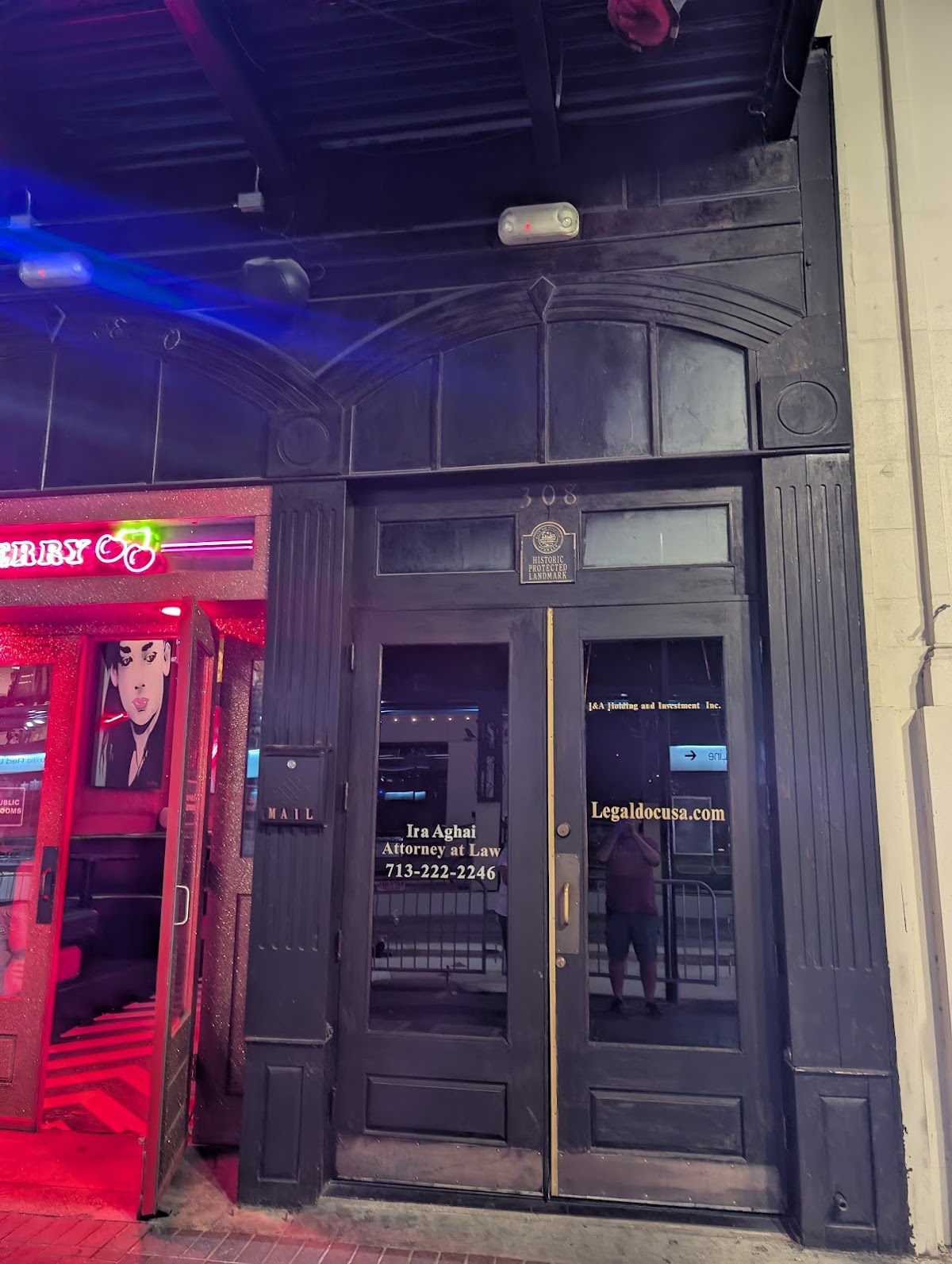 Captain Foxheart's Bad News Bar & Spirits Lodge — photo 6