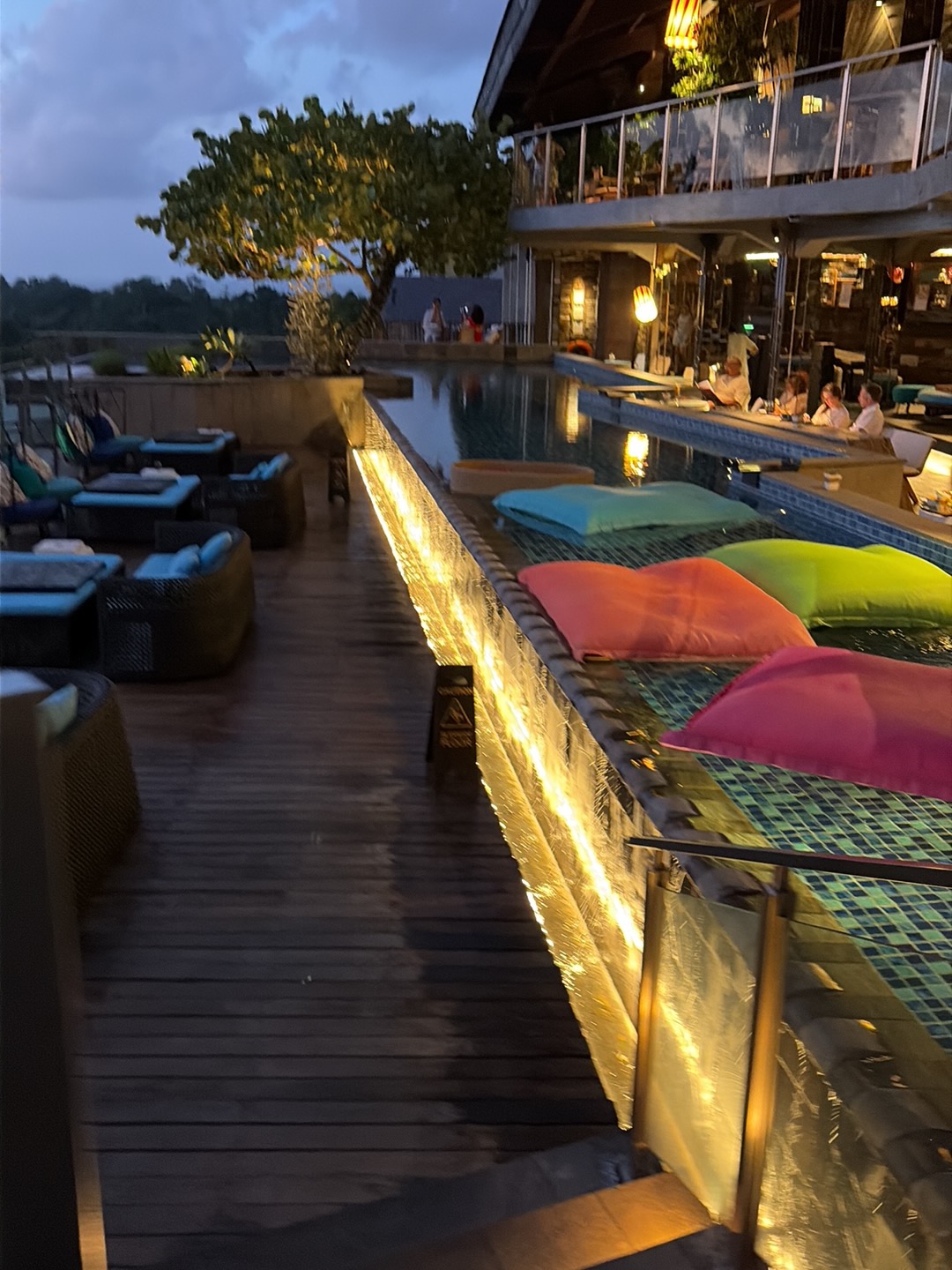 UNIQUE Rooftop Bar & Restaurant — photo 6