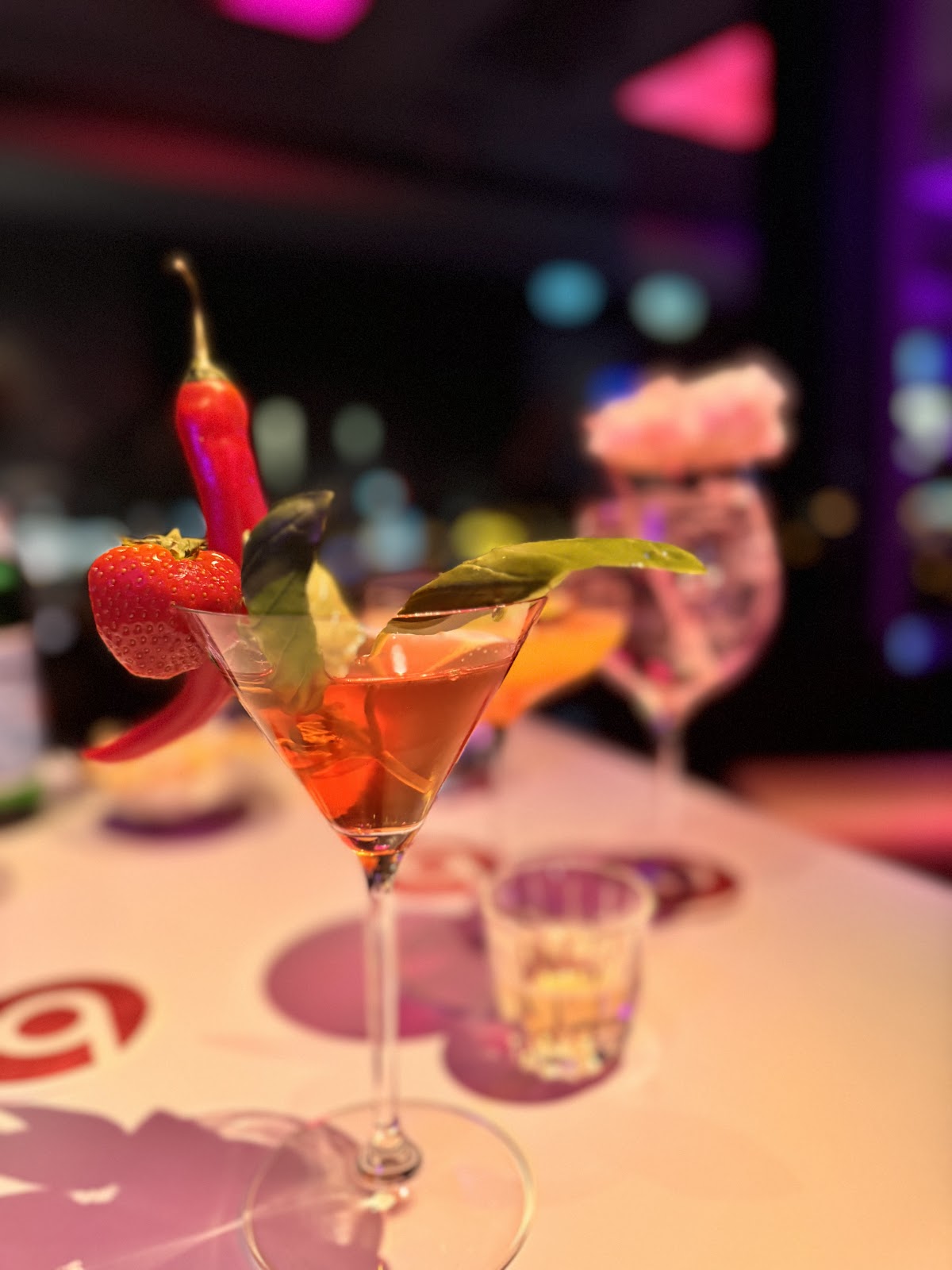 Cloud 9 Sky Bar & Lounge — photo 6