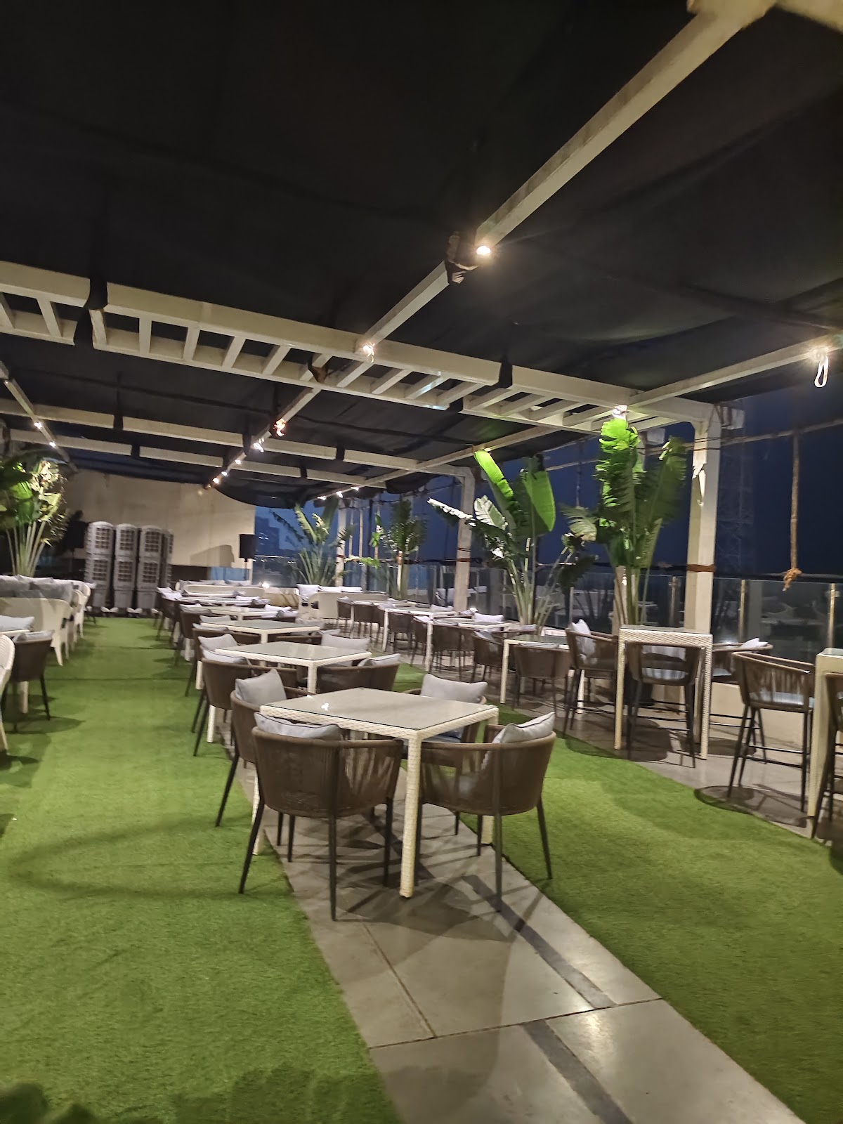 The Atrangii House Sky Lounge — photo 6