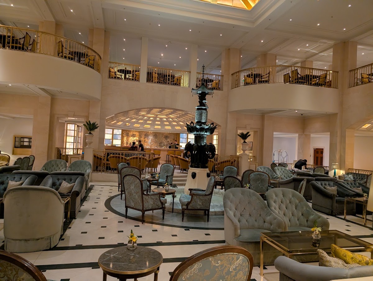 Lobby Lounge & Bar Hotel Adlon — photo 6