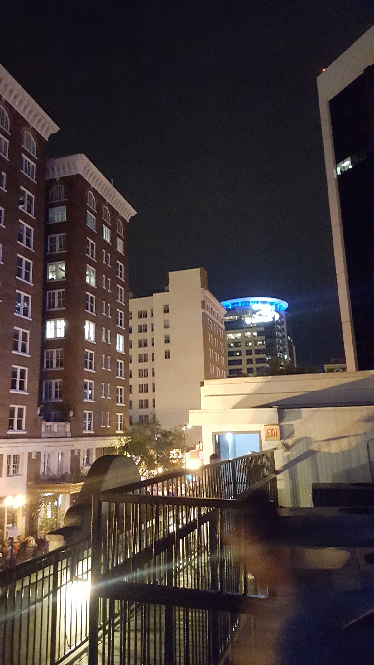 Aero Rooftop Bar & Lounge — photo 6