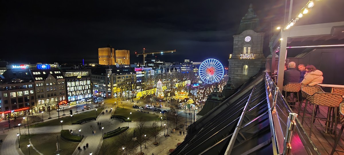 Eight Rooftop Bar — photo 6