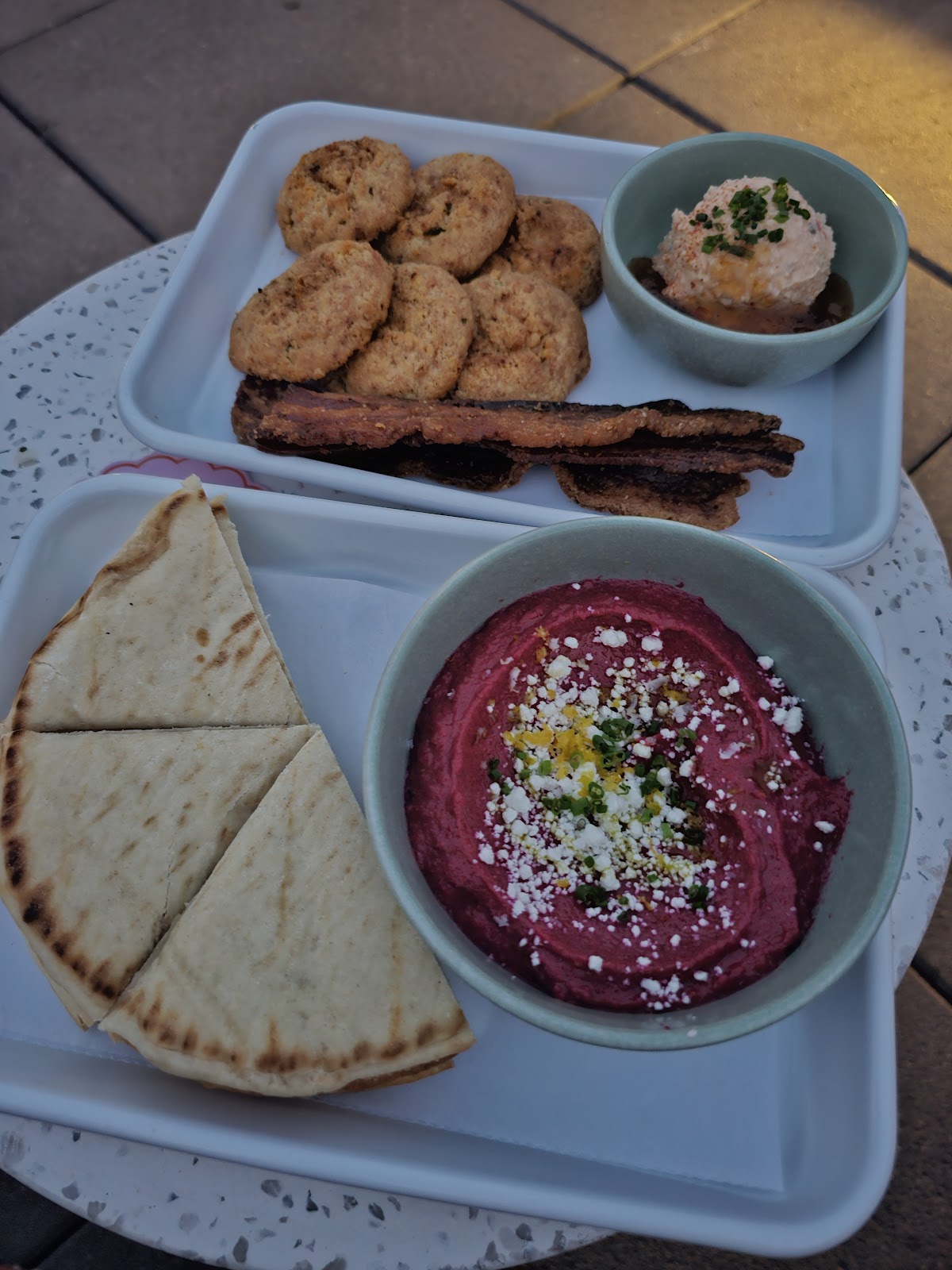 Tall Tales Rooftop Bar — photo 6