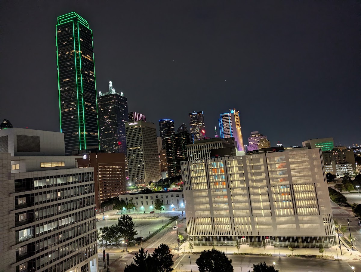 HQ Dallas Rooftop — photo 6