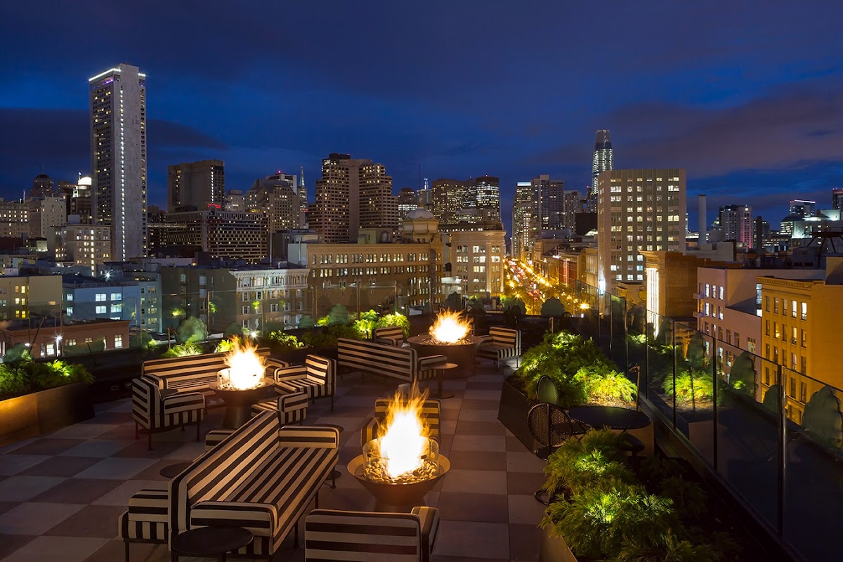 Charmaine's Rooftop Bar — photo 6