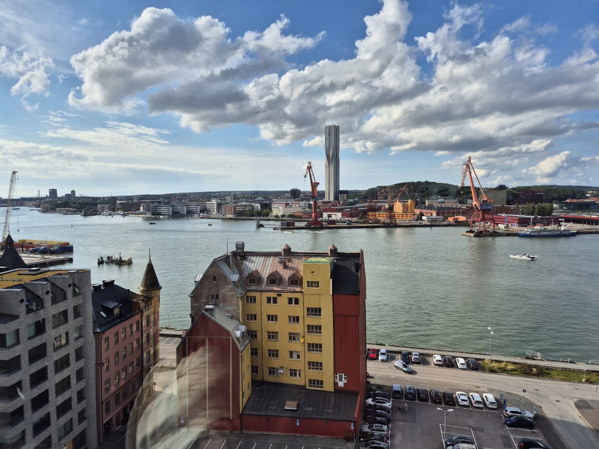 View Skybar & Restaurant — photo 6