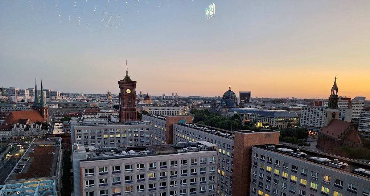Rooftop One Bar Berlin-Alexanderplatz — photo 6