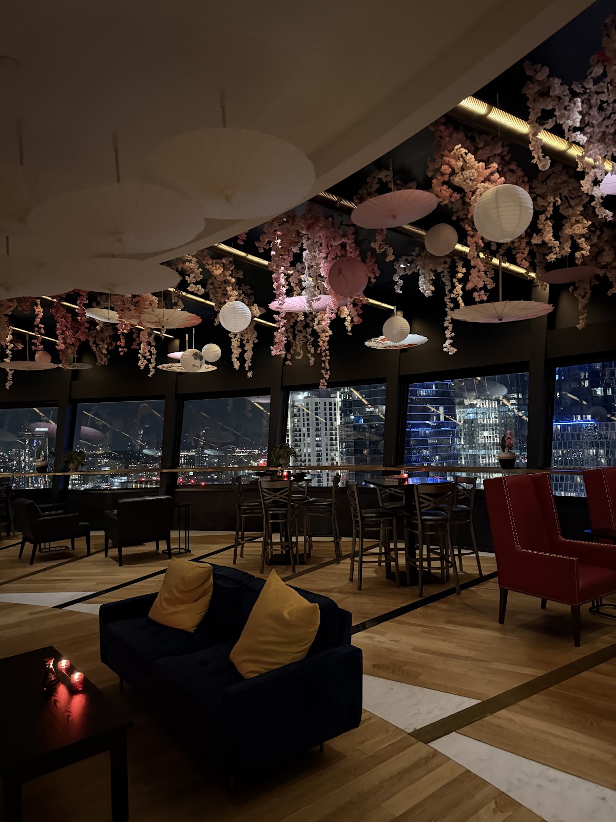 Skye Lounge — photo 6