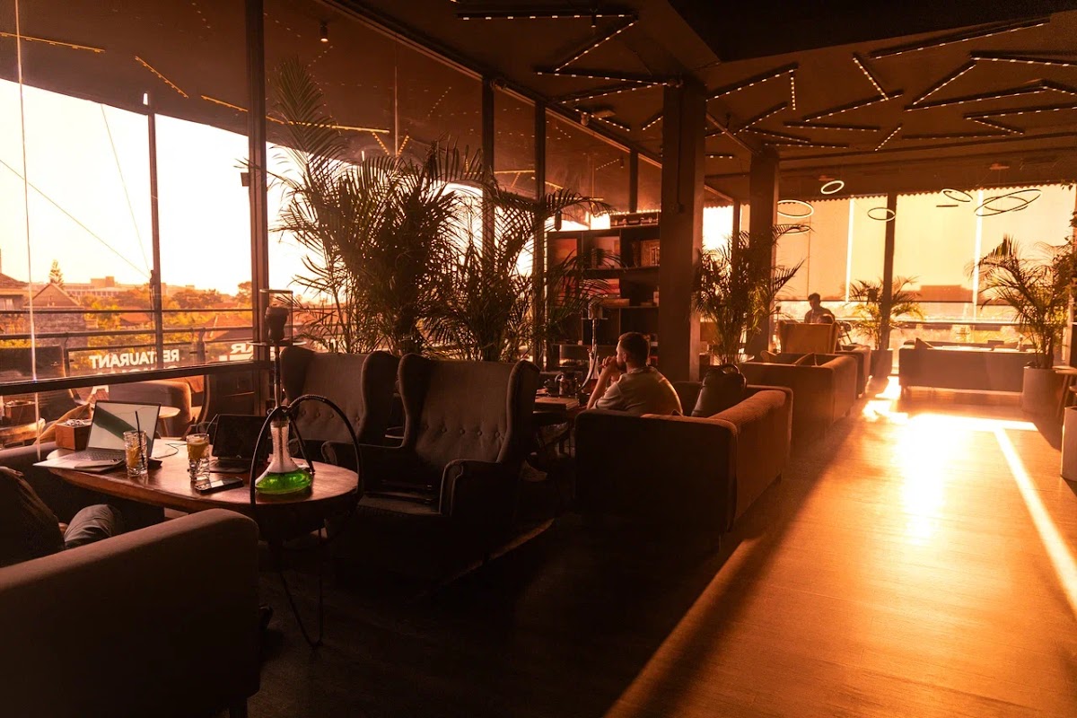 IZZI ROOFTOP LOUNGE & RESTAURANT & BAR & SHISHA rooftop view