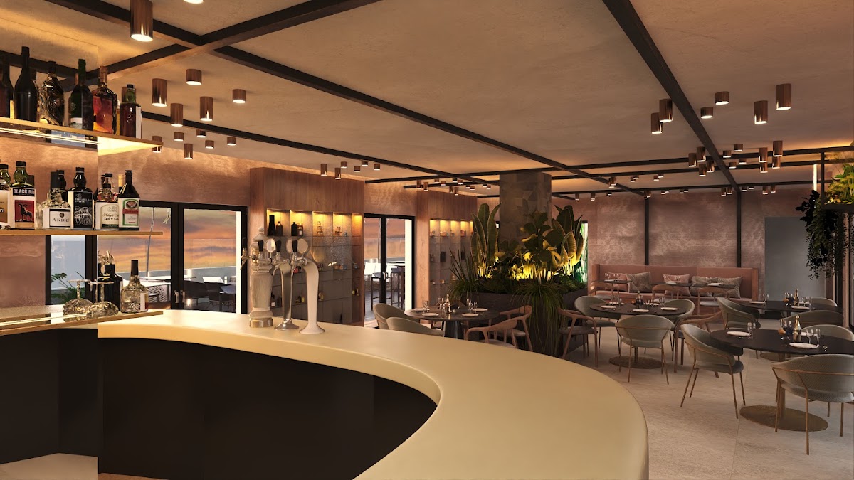 Sky Bar Novotel Valencia Lavant rooftop view