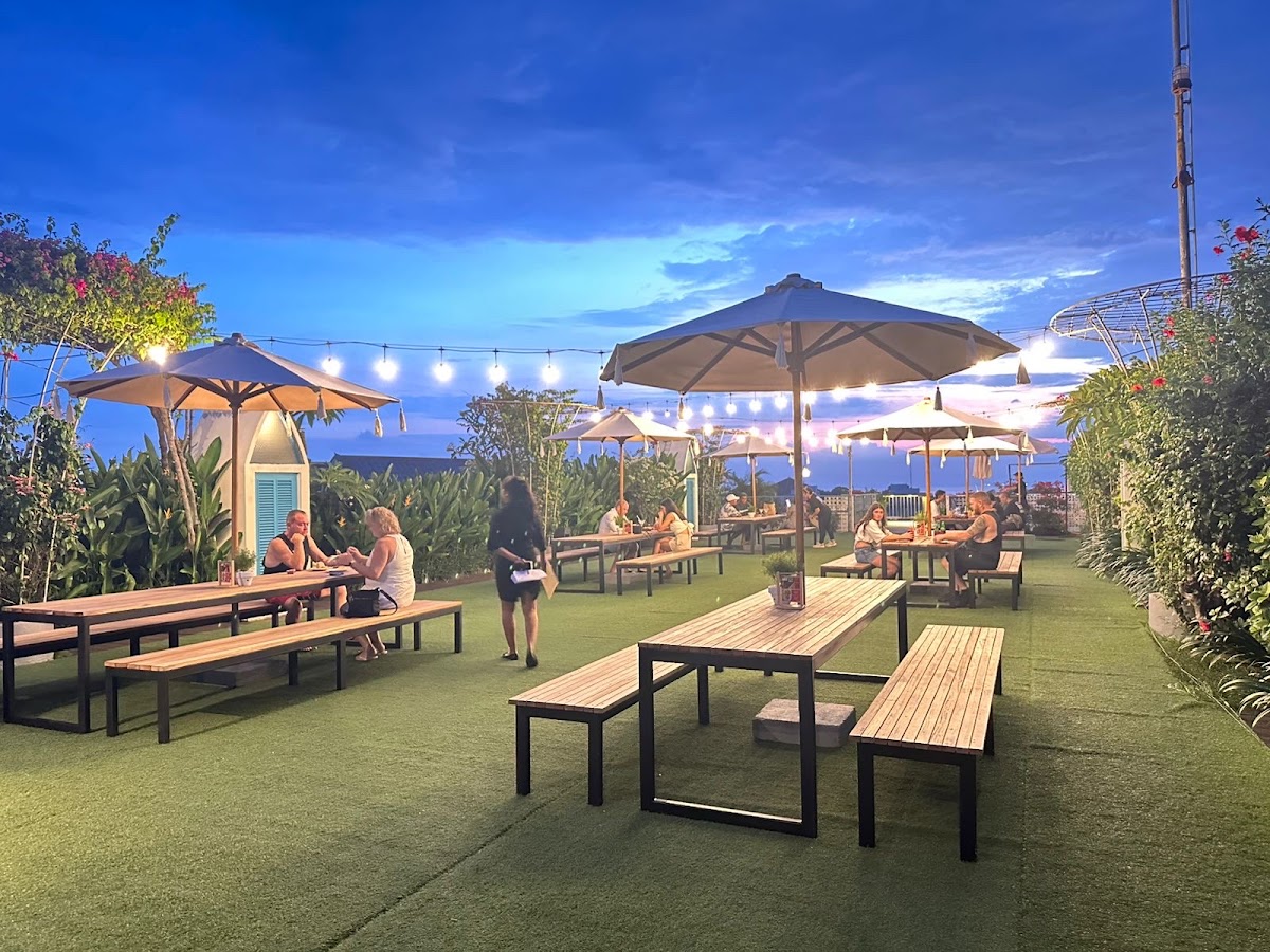 Heights Rooftop Legian rooftop view