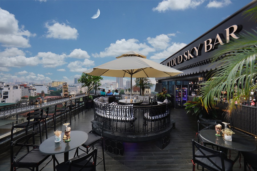 Cloud Sky Bar Hanoi rooftop view