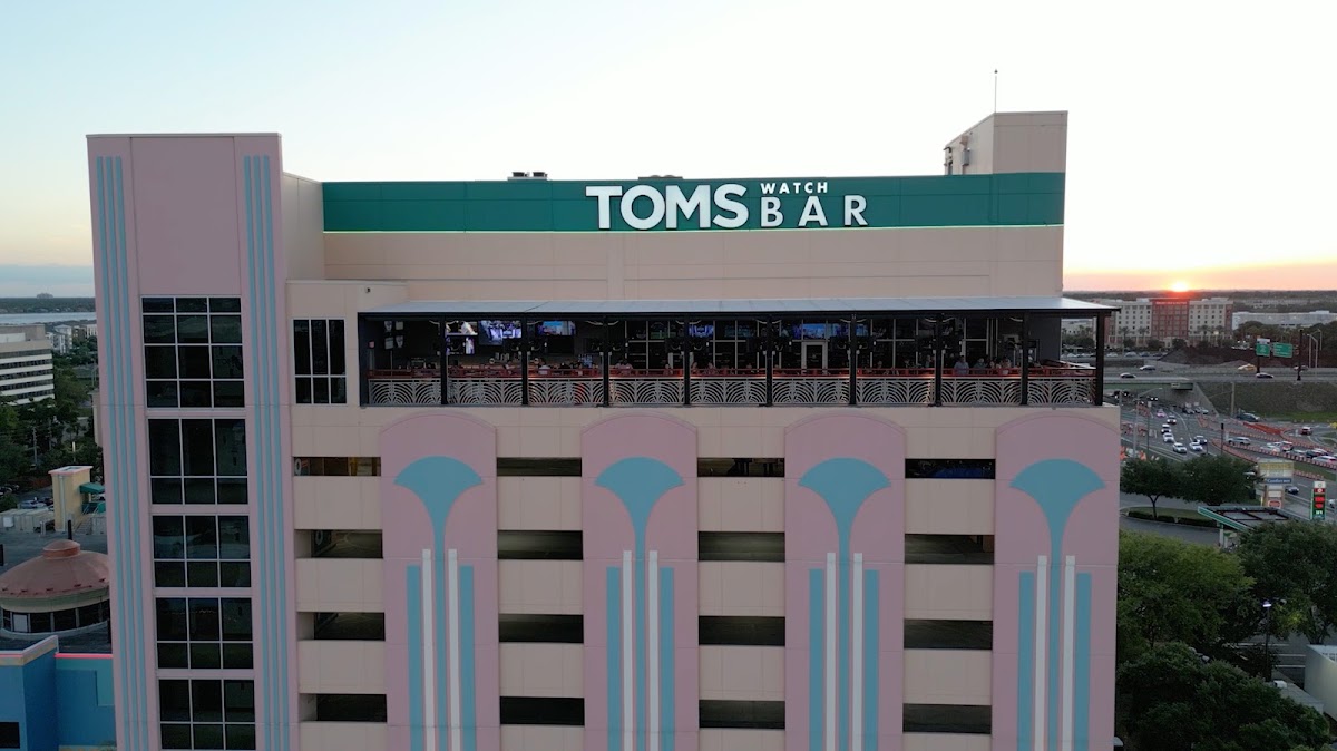 Tom's Watch Bar- Sky Bar rooftop view