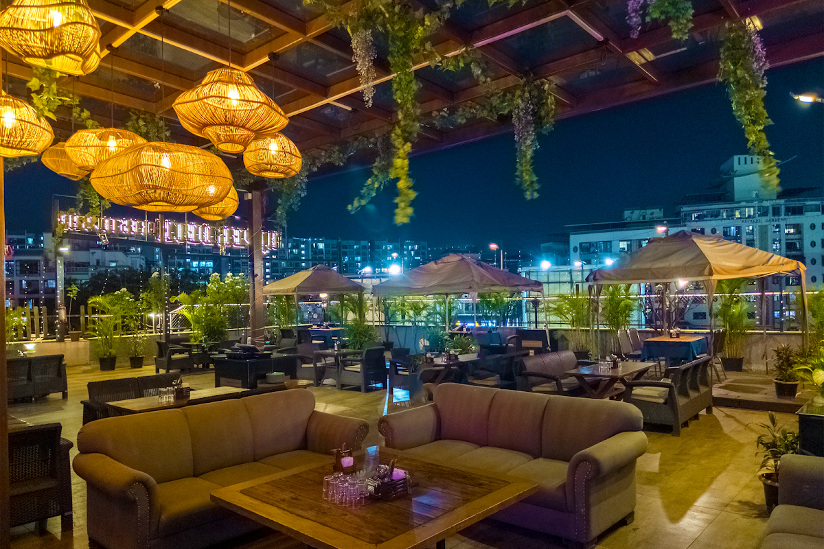 Upper Deck Sky Lounge rooftop view