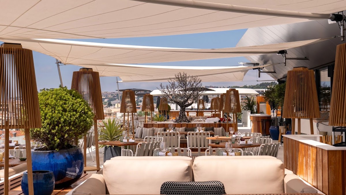 Taulissa — Restaurant & Rooftop rooftop view
