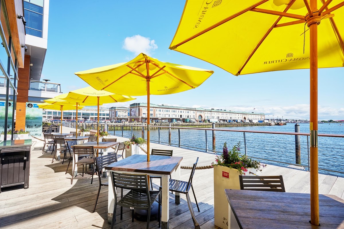 Legal Sea Foods - Harborside rooftop view