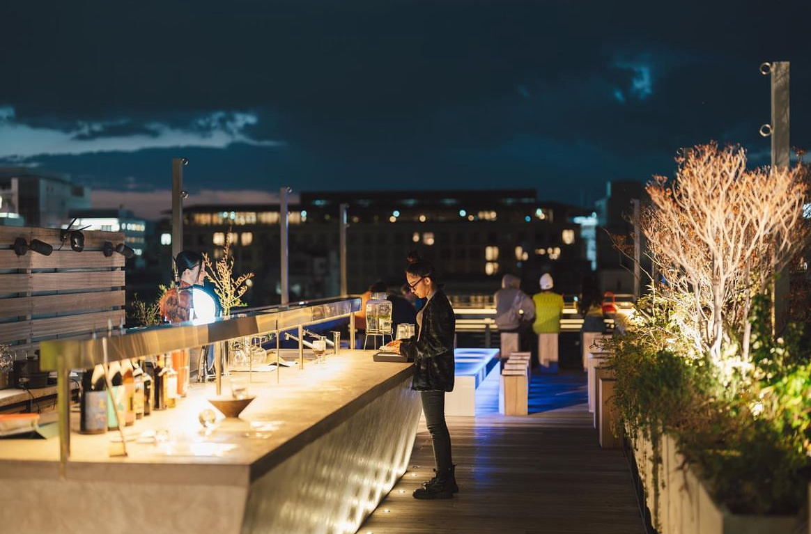 UE Rooftop Bar ＆ Food rooftop view